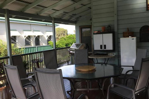 Pitstop Lodge Guesthouse B & B - Accommodation Nelson Bay 5
