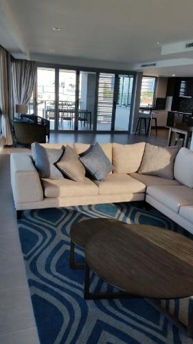 Aqua Aqua Luxury Penthouses - Accommodation Nelson Bay 2