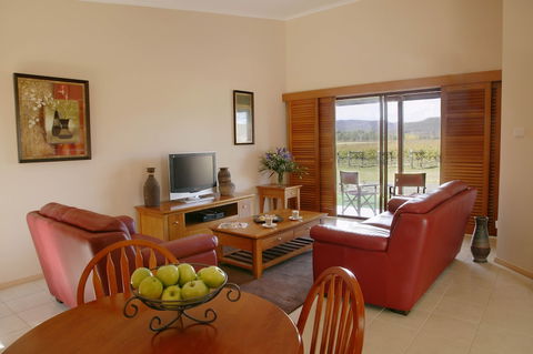 Nightingale Luxury Villas - Accommodation Nelson Bay 4