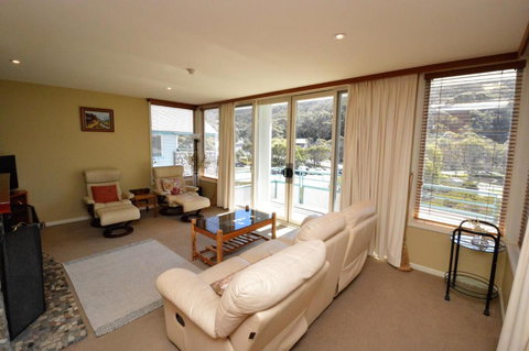 Aspect 2 - Accommodation Nelson Bay 3