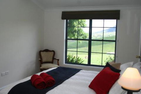 Kia Ora Lookout Retreat - Accommodation Nelson Bay 5