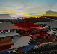 Dunelm House Bed and Breakfast - Nelson Bay Accommodation.com