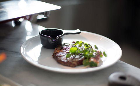 Q Dining - Accommodation Nelson Bay 7