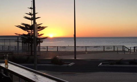 NINE 50 Restaurant & Bar - Accommodation Nelson Bay 4