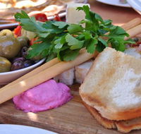 Dudleys - Accommodation Nelson Bay