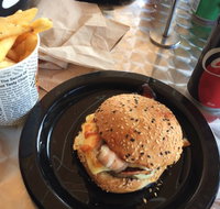 Dicky Knees - Accommodation Nelson Bay