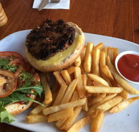 Nikos Cafe Restaurant and Bar