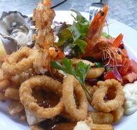 Pelican Rocks Cafe - Nelson Bay Accommodation.com