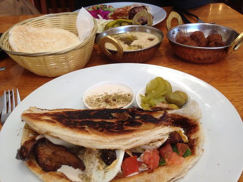 Za'atar - Accommodation Nelson Bay 0