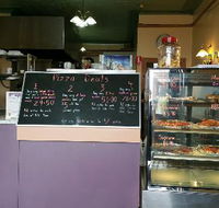 Mal's Pizza Bite - Nelson Bay Accommodation.com