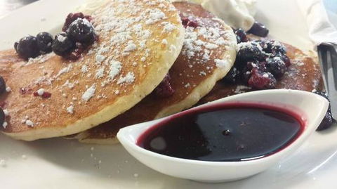 Tasty Treats @ Back Beach - Accommodation Nelson Bay 0
