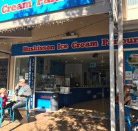 Huskisson ice cream parlour