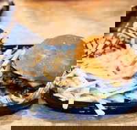 Oscy's Burgers - Accommodation Nelson Bay