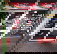 Pizza Capri - Accommodation Nelson Bay