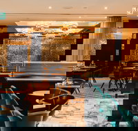 THE DEN - Accommodation Nelson Bay