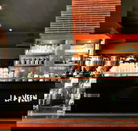 La Veen Coffee and Kitchen - Nelson Bay Accommodation.com