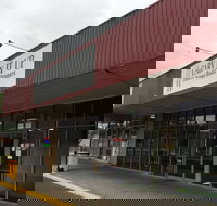 Carv'n It Up - Werribee - Accommodation Nelson Bay