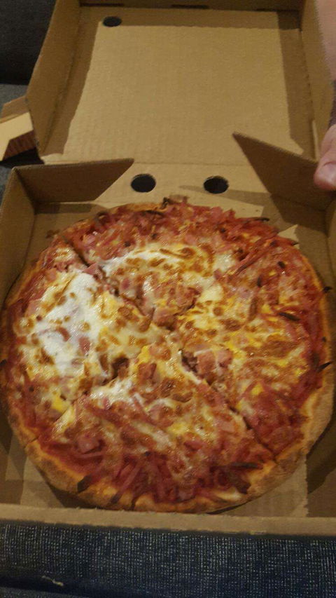 Charlie's Pizzeria - Nelson Bay Accommodation.com 0