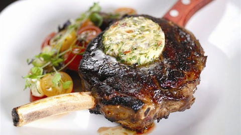 Char Restaurant At Admiralty - Nelson Bay Accommodation.com 2
