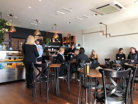 The Rogue & Rascal - Accommodation Nelson Bay 0