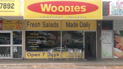 Woodies Charcoal Chicken - Accommodation Nelson Bay 0