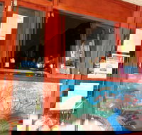 Frog's Food Pad - Nelson Bay Accommodation.com