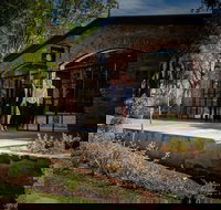 Henschke - Accommodation Nelson Bay