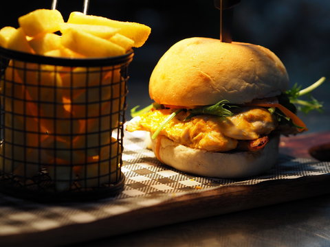 Magpie And Stump Hotel - Accommodation Nelson Bay 1