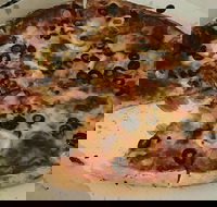 Broadway Pizza - Nelson Bay Accommodation.com