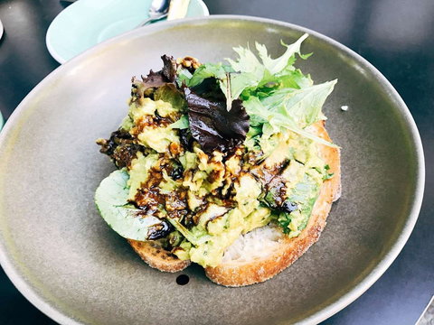 Little Way - Nelson Bay Accommodation.com 0