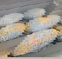 Pusey's Puffs - Nelson Bay Accommodation.com