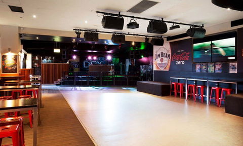 The Surfers Paradise Beer Garden - Accommodation Nelson Bay 0