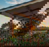 Caf in the Vines - Accommodation Nelson Bay