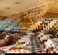 Silk's Brasserie - Accommodation Nelson Bay