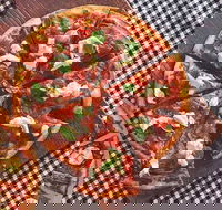 Crust Gourmet Pizza - Surfers Paradise - Accommodation Nelson Bay