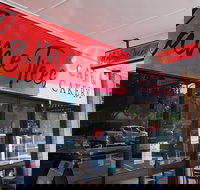 Flame Trees Cafe and Cakery - Accommodation Nelson Bay