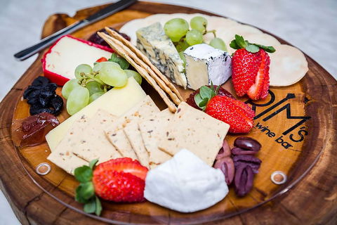 RJM's Wine Bar - Accommodation Nelson Bay 2