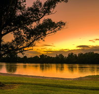 Three Birds Riverfront Restaurant - Accommodation Nelson Bay