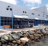GJ's Bay Cafe and Grill