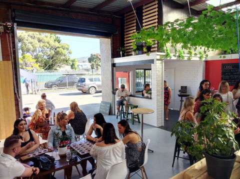 Mr Little And Peninsula Cider - Nelson Bay Accommodation.com 1