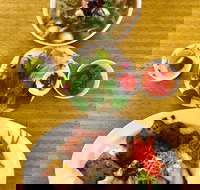 Kim Son Vietnamese - Nelson Bay Accommodation.com