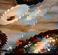 Wings and Fins - Nelson Bay Accommodation.com