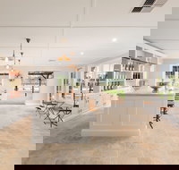 1813 Cellar Door - Accommodation Nelson Bay