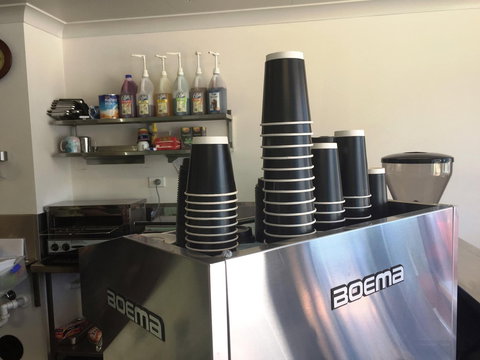 The Loaded Lunchbox - Accommodation Nelson Bay 0