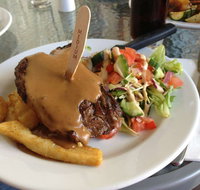 Royal Hotel Kalbar