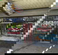 Salt 'N' Vinegar Fish And Chips - Accommodation Nelson Bay