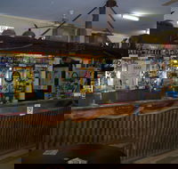 303 Bar and Diggers Bistro - Accommodation Nelson Bay