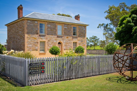 Penny's Hill Winery - Accommodation Nelson Bay 0