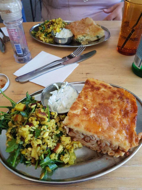 HAM - Harry & Mario - Nelson Bay Accommodation.com 0