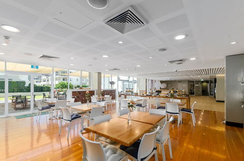 Q Cafe - Accommodation Nelson Bay 0